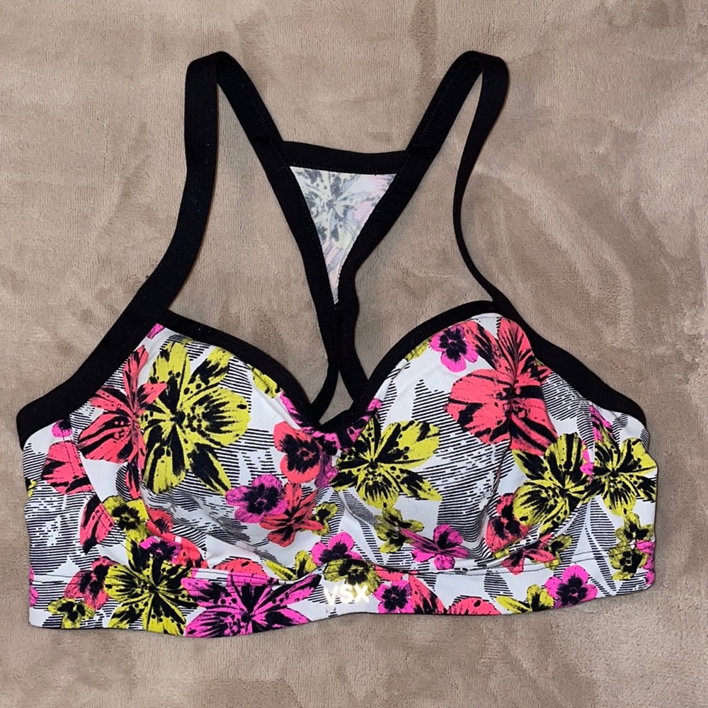 VICTORIA’s SECRET SPORTS BRA